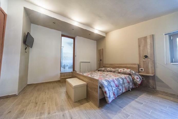 A Due Passi Bed & Breakfast Lorica Bagian luar foto