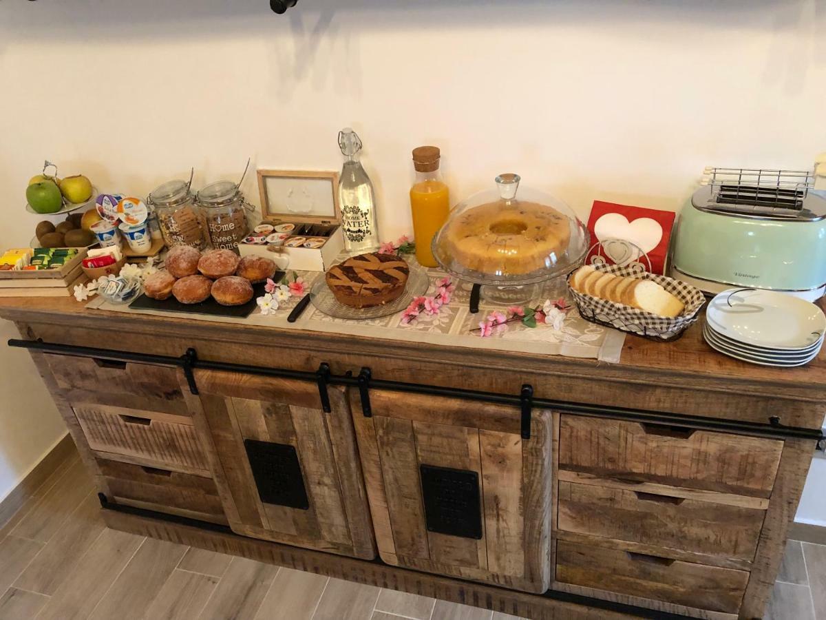 A Due Passi Bed & Breakfast Lorica Bagian luar foto