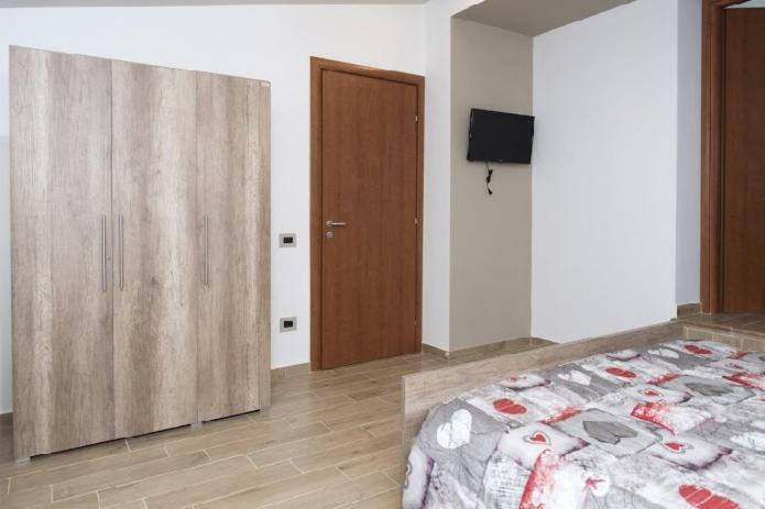 A Due Passi Bed & Breakfast Lorica Bagian luar foto