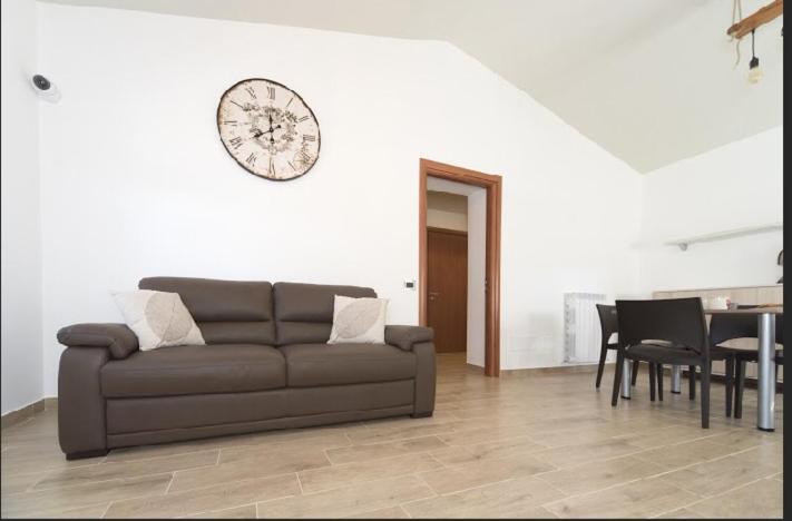 A Due Passi Bed & Breakfast Lorica Bagian luar foto